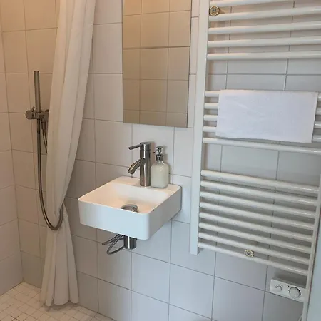 Appartement Coeur De Situation Exceptionnelle Place Maubert Vue Joli Equipe Clair Calme Ascenseur Climatisation *